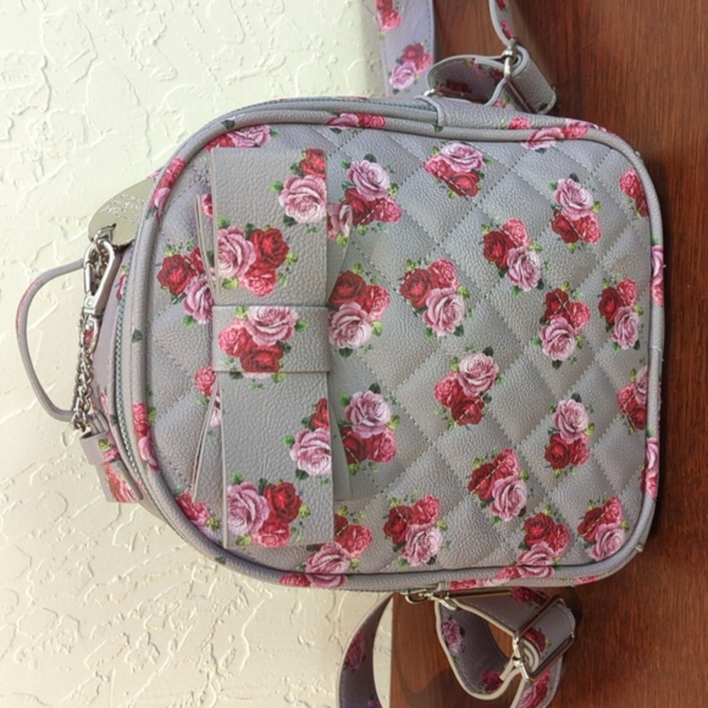 LIKE NEW Betsey Johnson Rose Floral Print Bow Faux Leather Quilted Mini Backpack